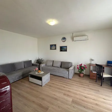 Beachfront Olive Retreat - Your Escape To Peace Ljubač