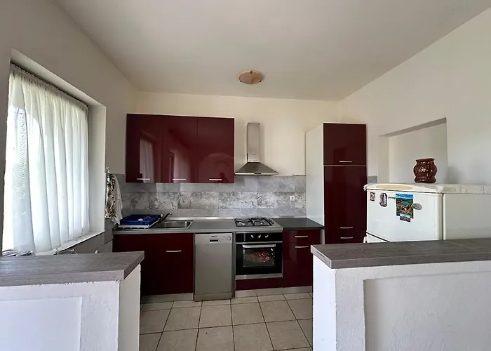 Σπίτι διακοπών Beachfront Olive Retreat - Your Escape To Peace *